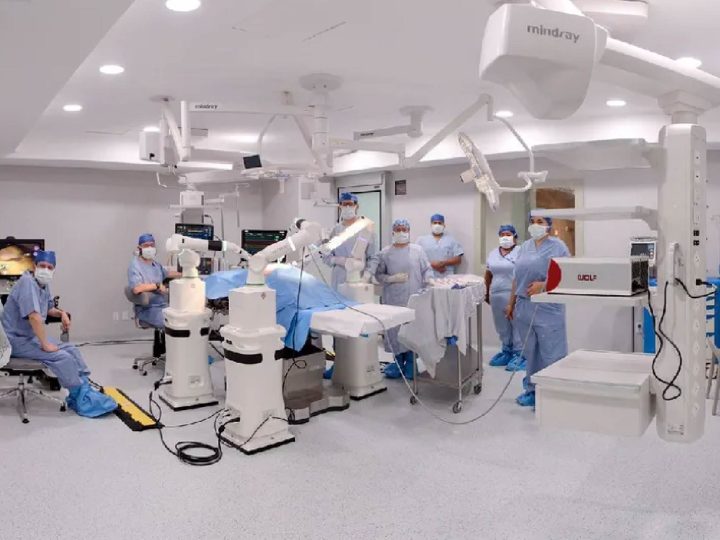 Cirugía robótica: el hito en la cirugía que marca Centro Médico Dalinde